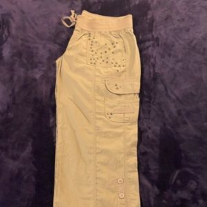 NWOT Juniors Khaki Cargo Pants